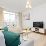 Bright Apartment Warsaw Srodmiescie By Noclegi Renters