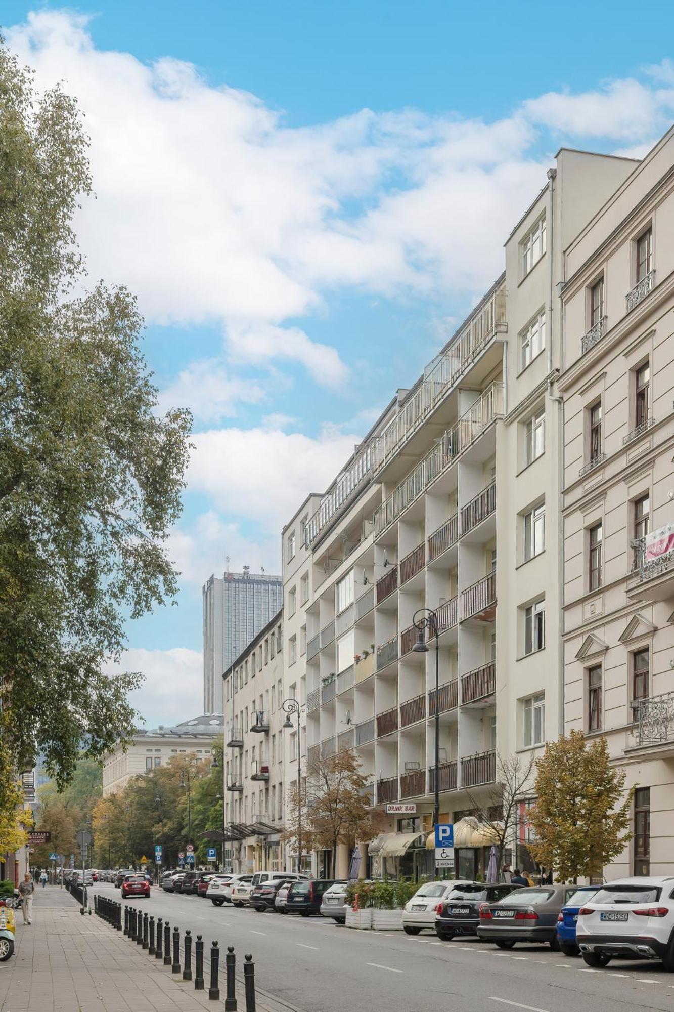 Bright Srodmiescie By Renters
