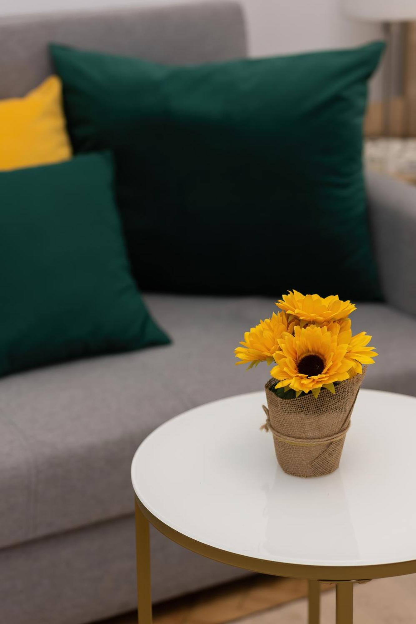 Bright Srodmiescie By Renters * Warsaw